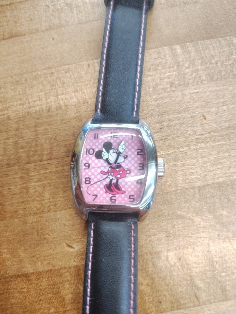Walt Disney Collection Minnie Mouse Pink Dial  Comics Strap Watch Needs Battery